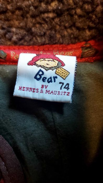 Едноделен гащеризон с щампа на мечето Падингтън