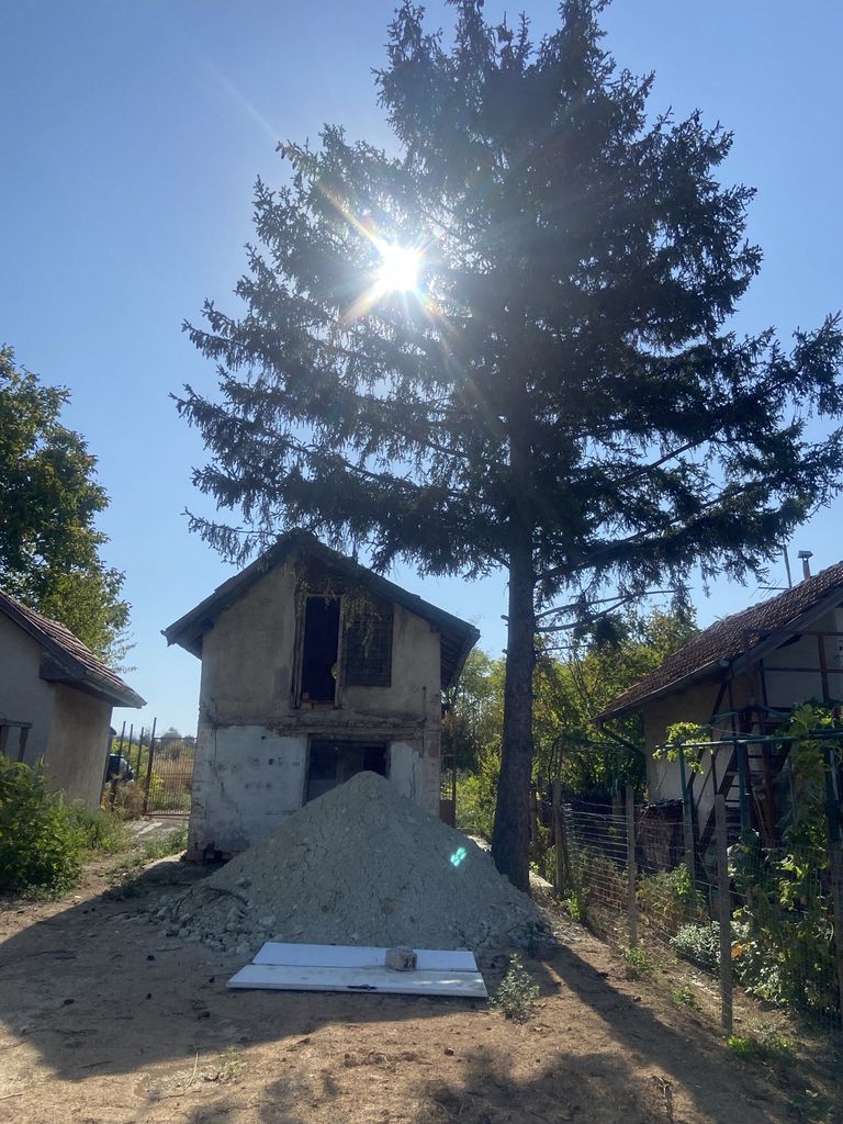 Продава се Къща в Плевен, 9-ти квартал - 23 кв.м за 870 €/кв.м - Снимка #1
