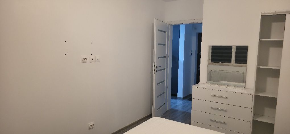 Inchiriez apartament 2camere/studio de inchiriat Sector4/Metalurgiei