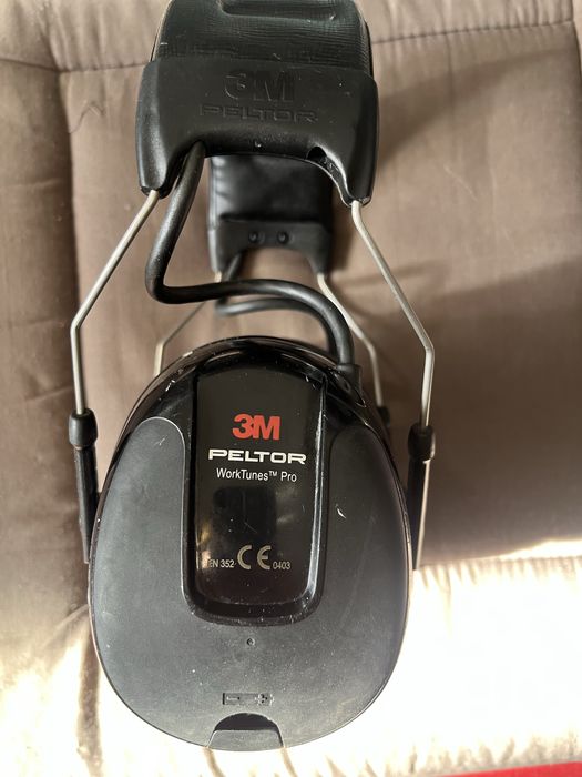 Casti antifonice cu Radio 3M Peltor Worktunes Pro