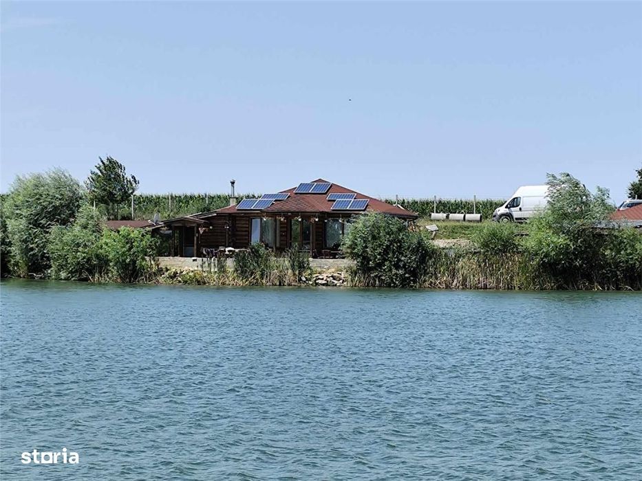 RECO Balta privata cu casa