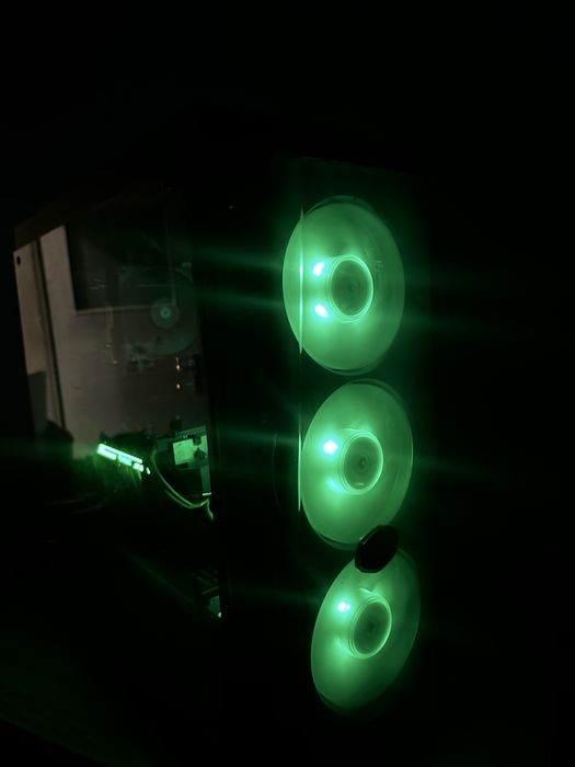 Мощен геймърски компютър - Ryzen 7 3700x