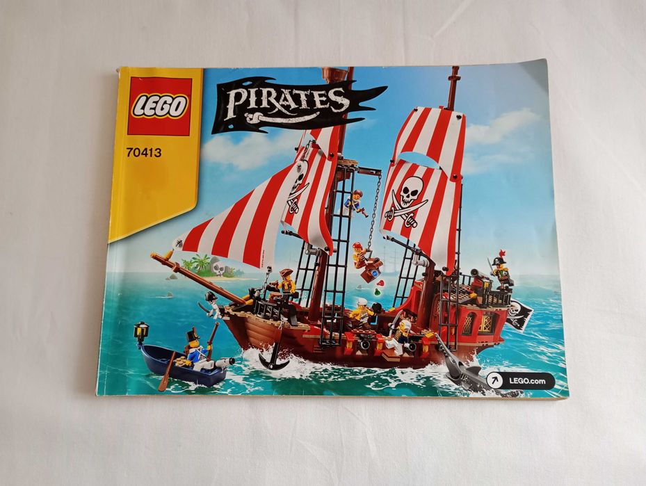 LEGO Pirates комплект 70413 "The Brick Bounty" от 2015 година
