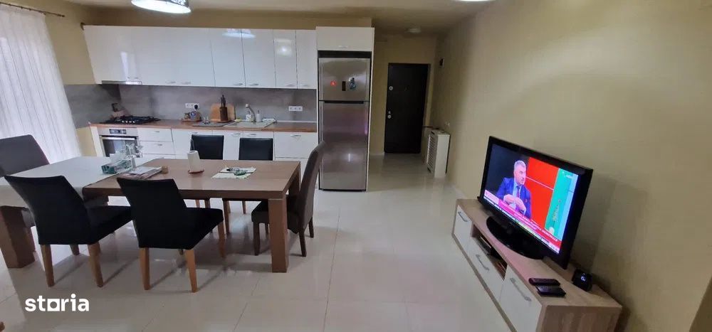 Apartament cu 4 camere,100mp, 2 parcari, Zona Europa