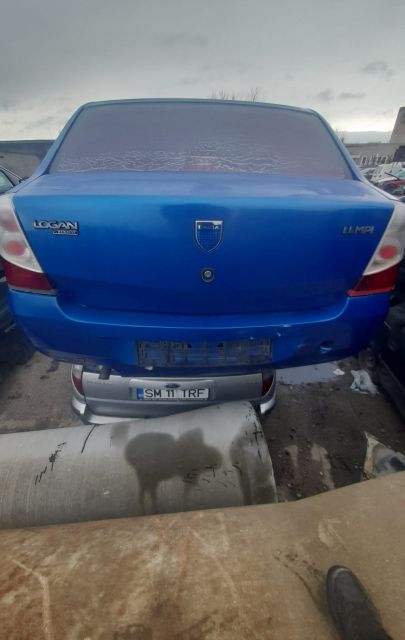 Pompita lichid spalator faruri Dacia Logan prima generatie