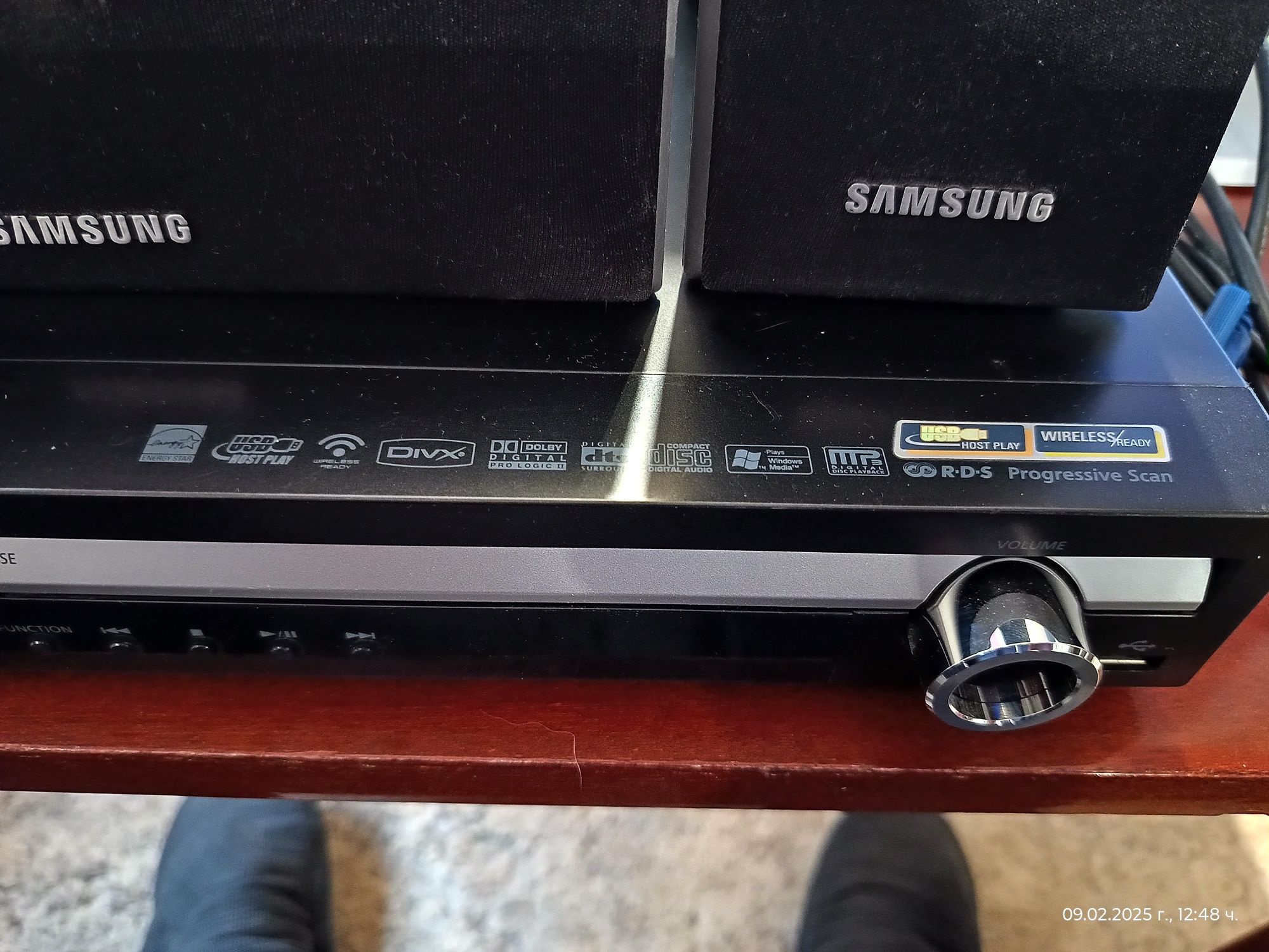 Продавам домашно кино Samsung и телевизор 20"