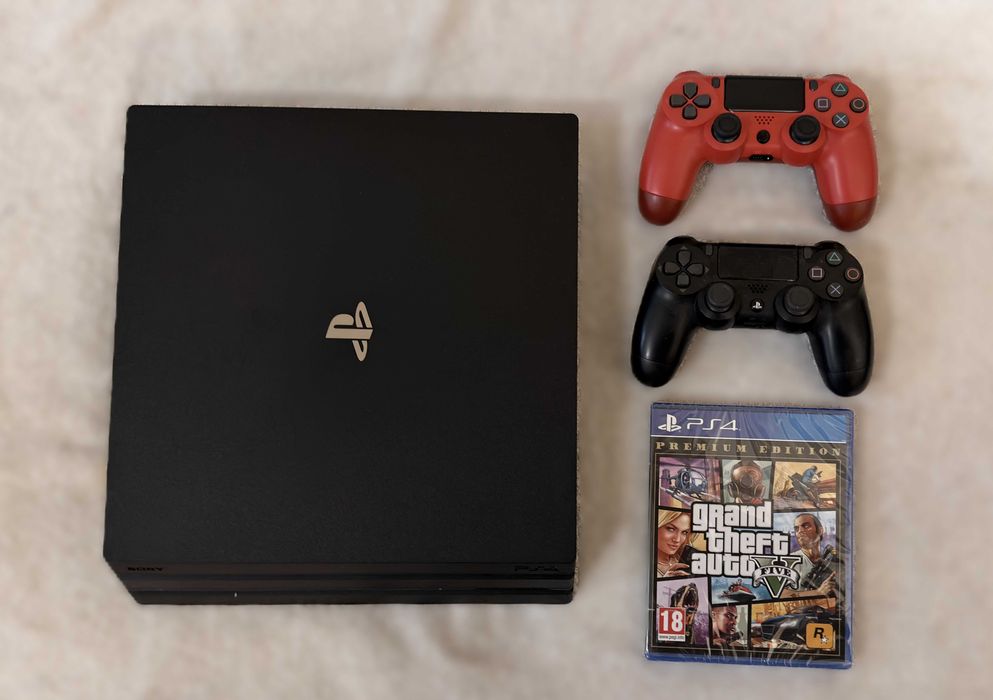 PS4 Pro, Playstation 4 Pro + два джойстика + нова GTA V
