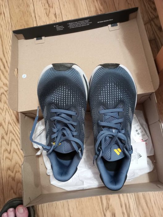 маратонки Адидас супернова  райз