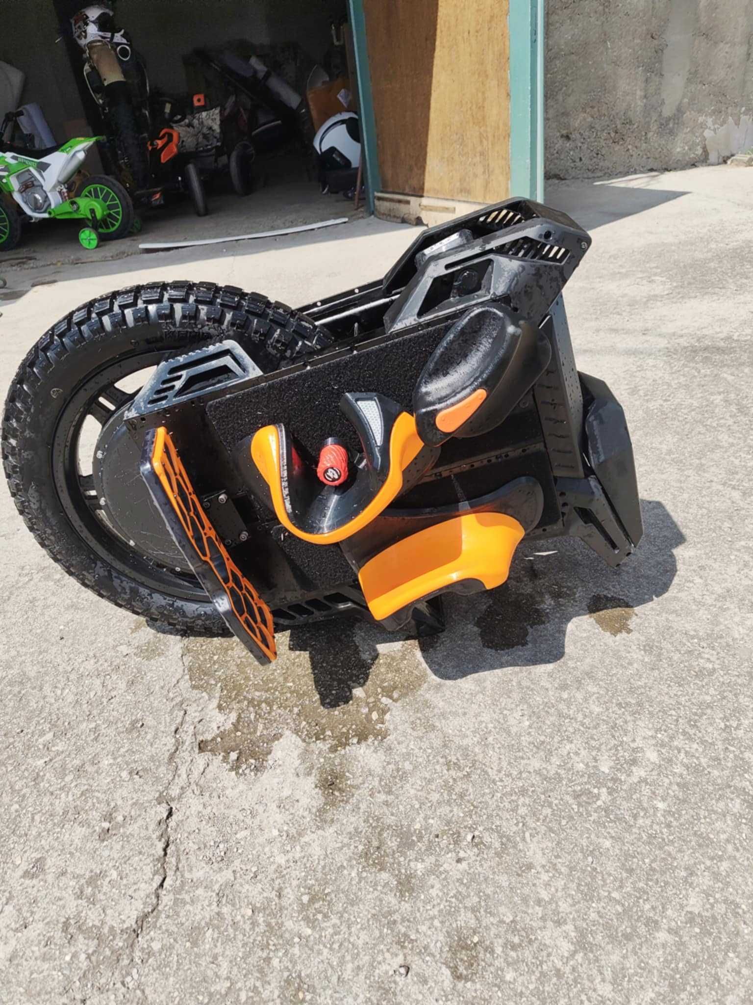 Begode X-way Electric Unicycle Power peak 10000kw Battery 3000wh