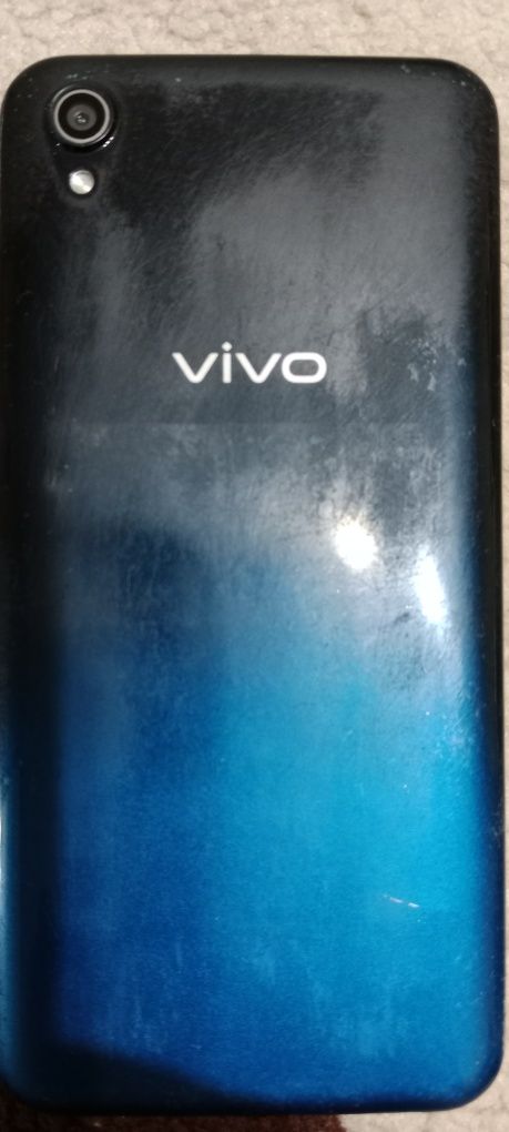 Смартфон Vivo 1820