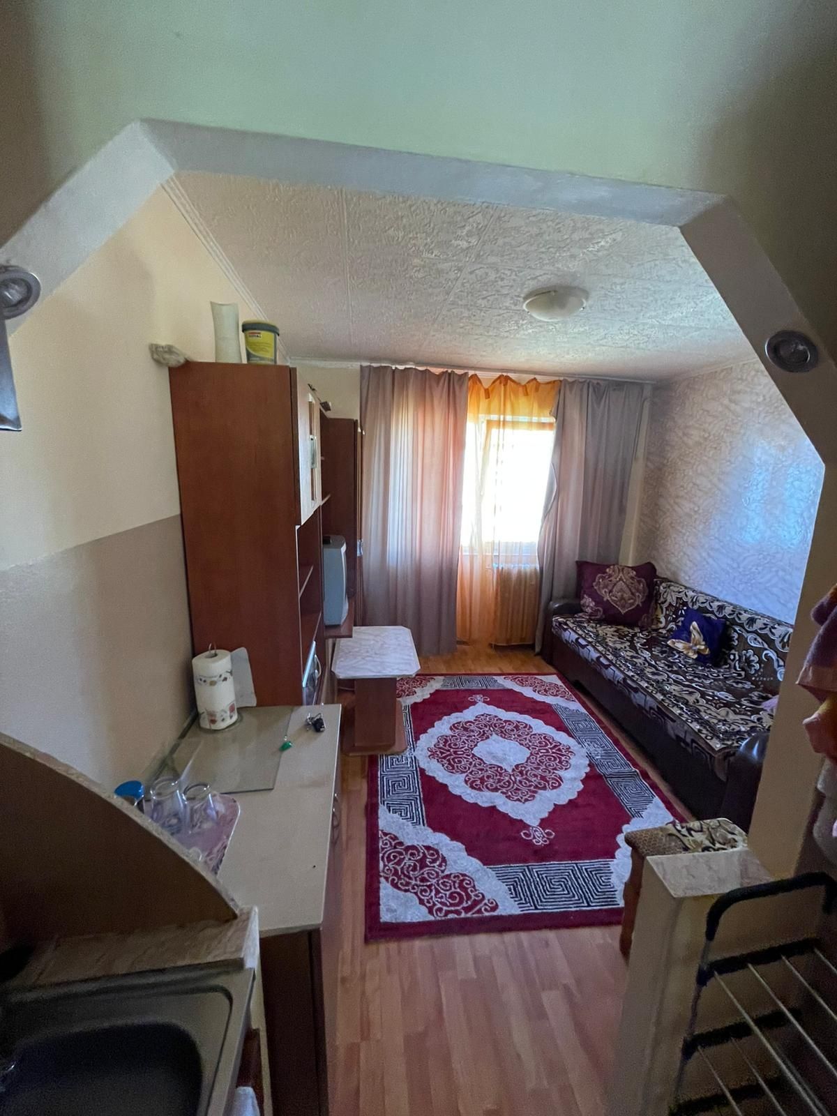 Dau în chirie garsionera