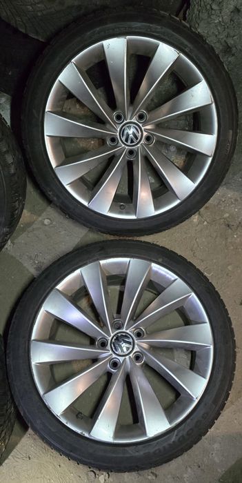 Vând jante de aluminiu cu anvelope de iarnă pentru VW Passat CC