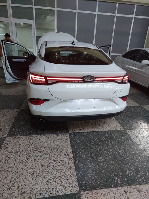 Jac j7 Холати зур сотилади