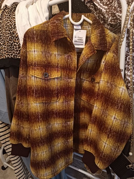 Вещи новые рубашка и обувь