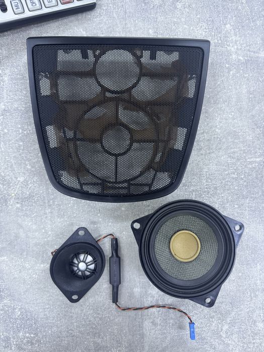 Центральный динамик harman kardon Bmw F16-F16