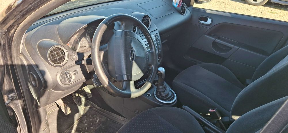 Vand Ford Fiesta
