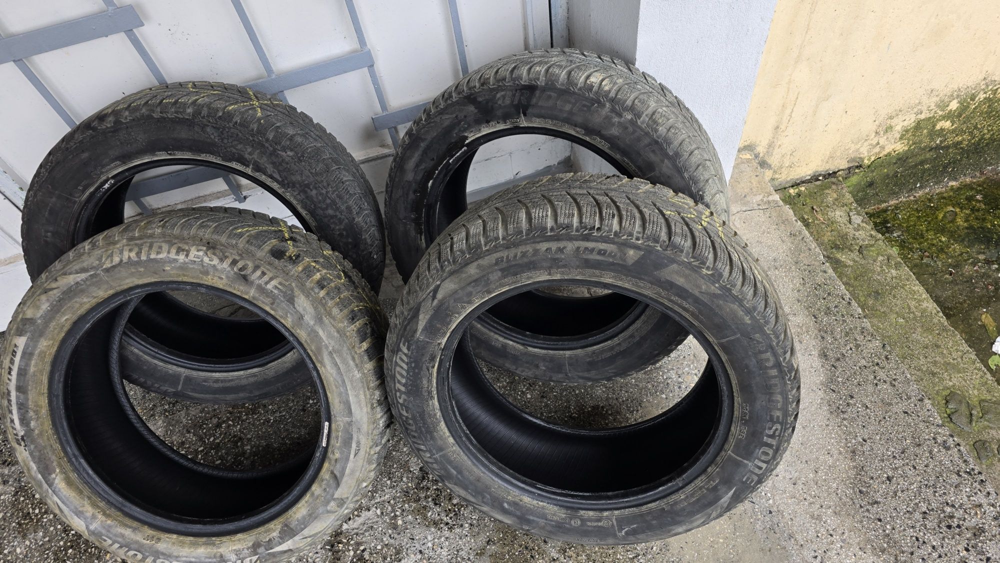 Зимни Гуми Bridgestone ,Blizzak LM001