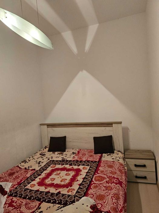 Inchiriez apartament in bloc Ared-Uta, bloc R7, in spate la stadion