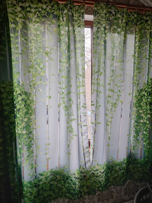 Продам шторы 3д зелёные