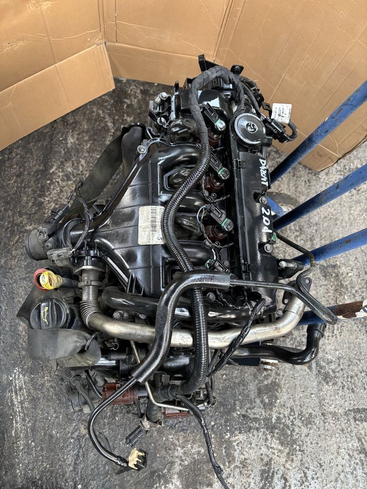 motor ford volvo 2.0 cod D4204T  dezmembrari ford