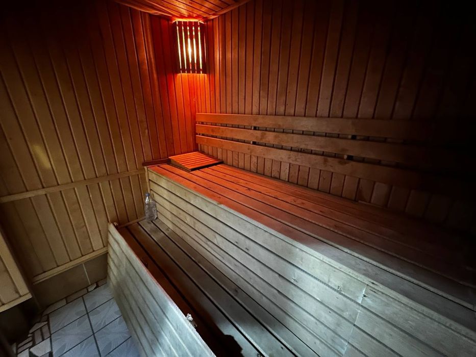 Сдаётся 4 сотки,5 комнат,170м2 (ттз)