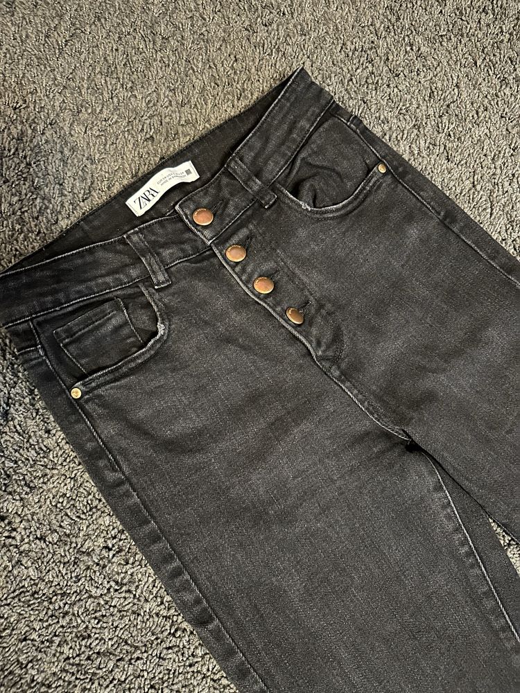 Lot 2 perechi de blugi Zara marimea 34