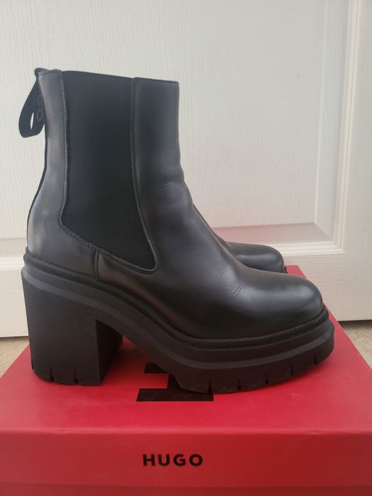 Дамски боти HUGO естествена кожа