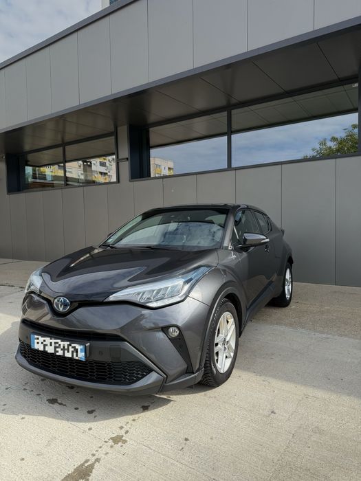 Toyota C-HR 1.8 Hybrid Гаранционна