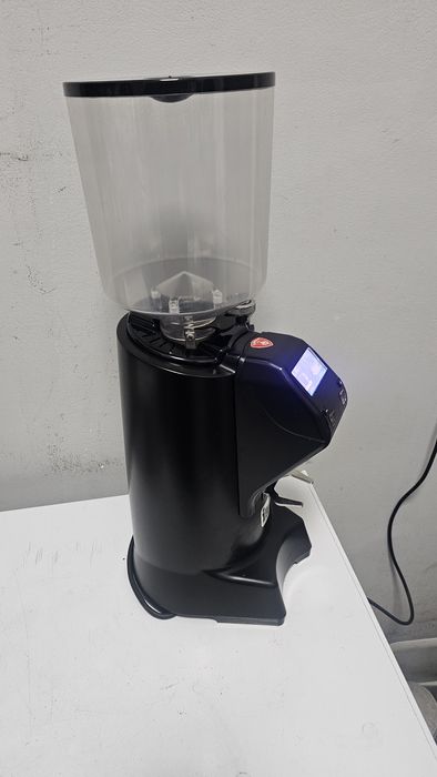 Кофемолка Eureka Zenith Neo 65e