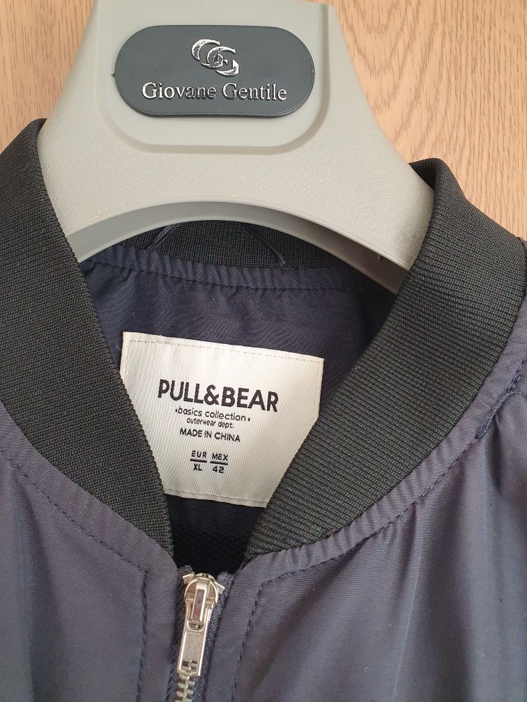 Vand geaca PULL&BEAR de barbati