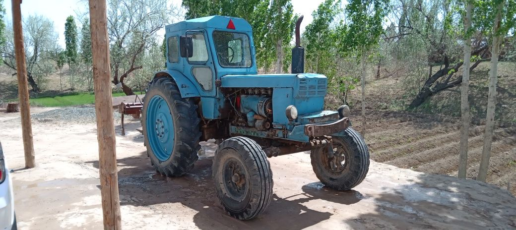 Т40 трактор сотилади нархини келишамиз одрес турткуль Калтаминор ОФЙ