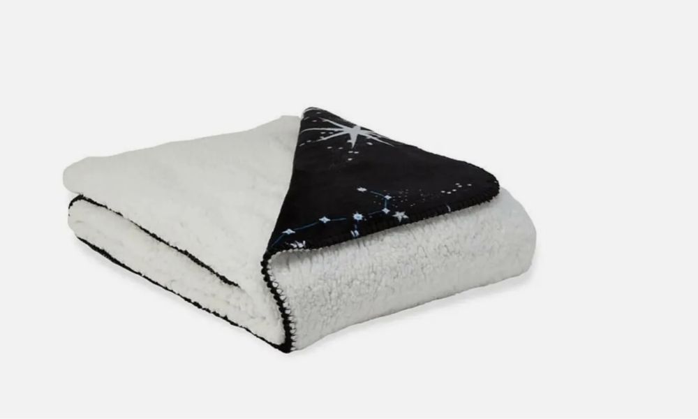 Paturi pufoase Voctoria Secret