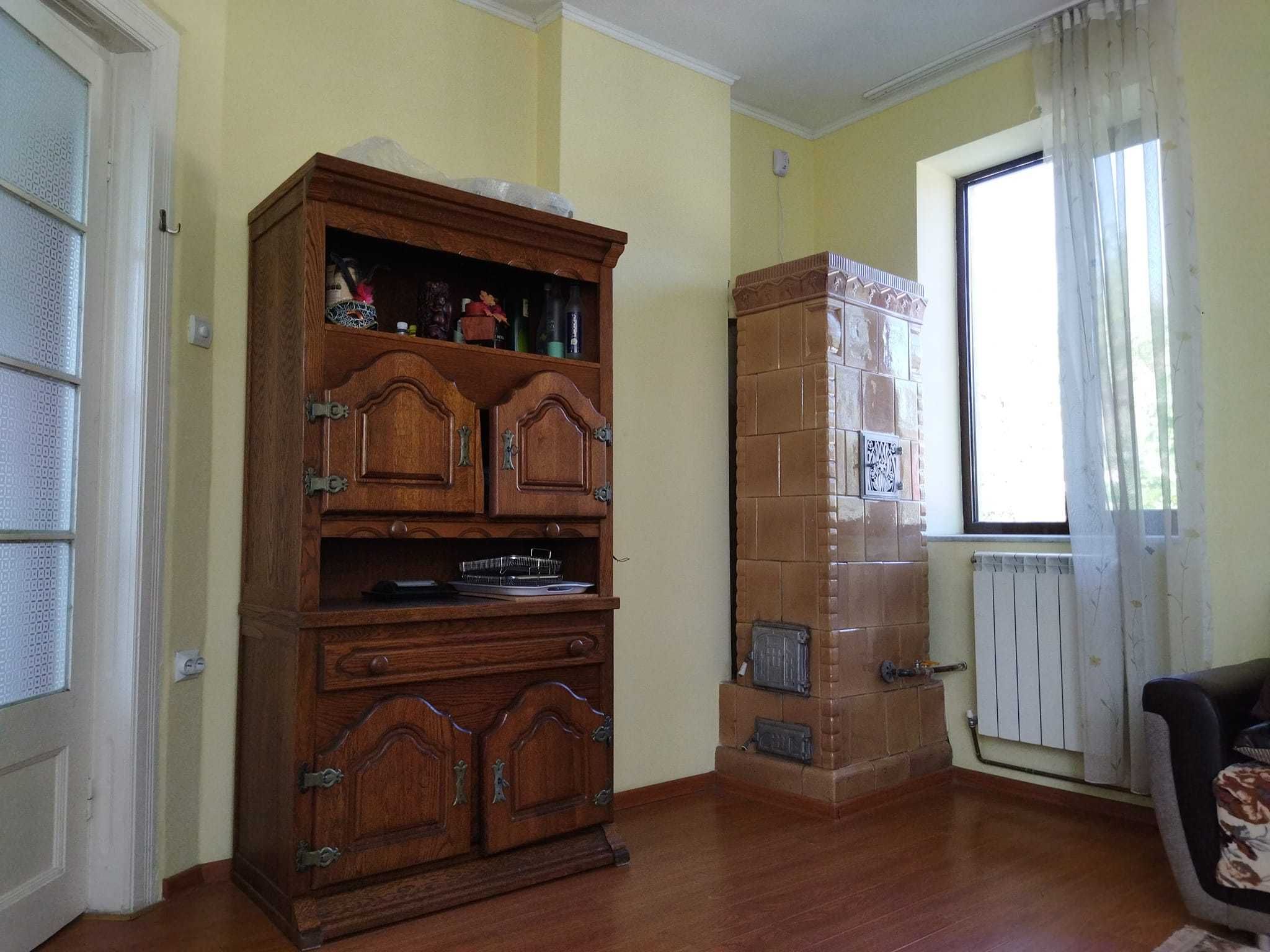 Vand  apartament  in vila central