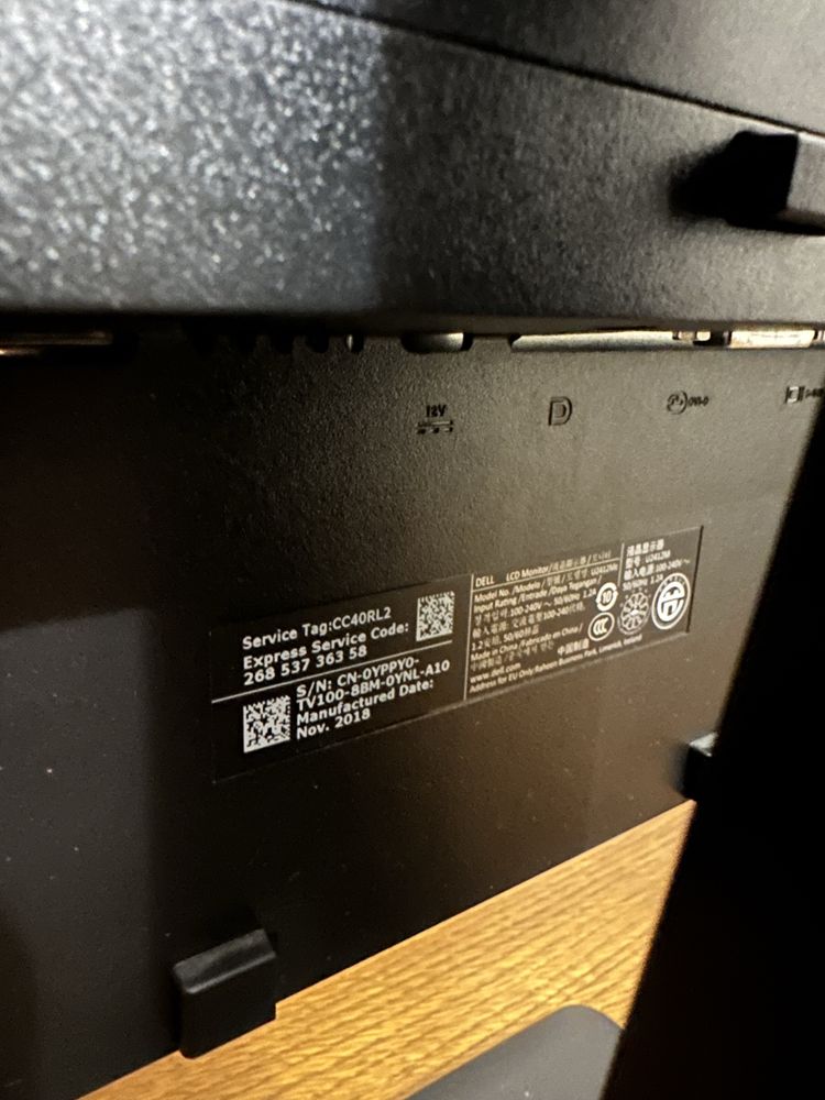 Monitor Dell 27”