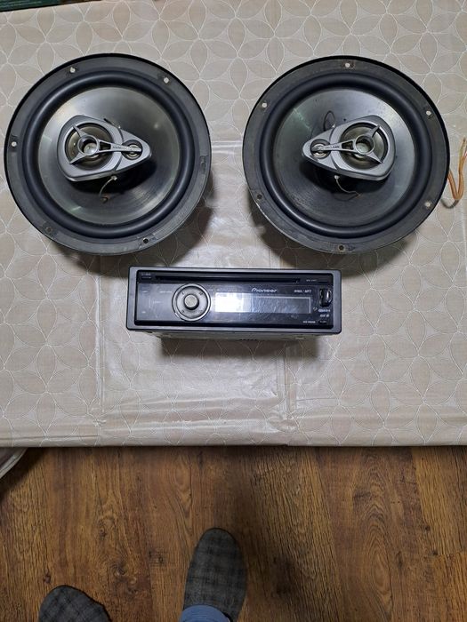 Pioneer музика за кола