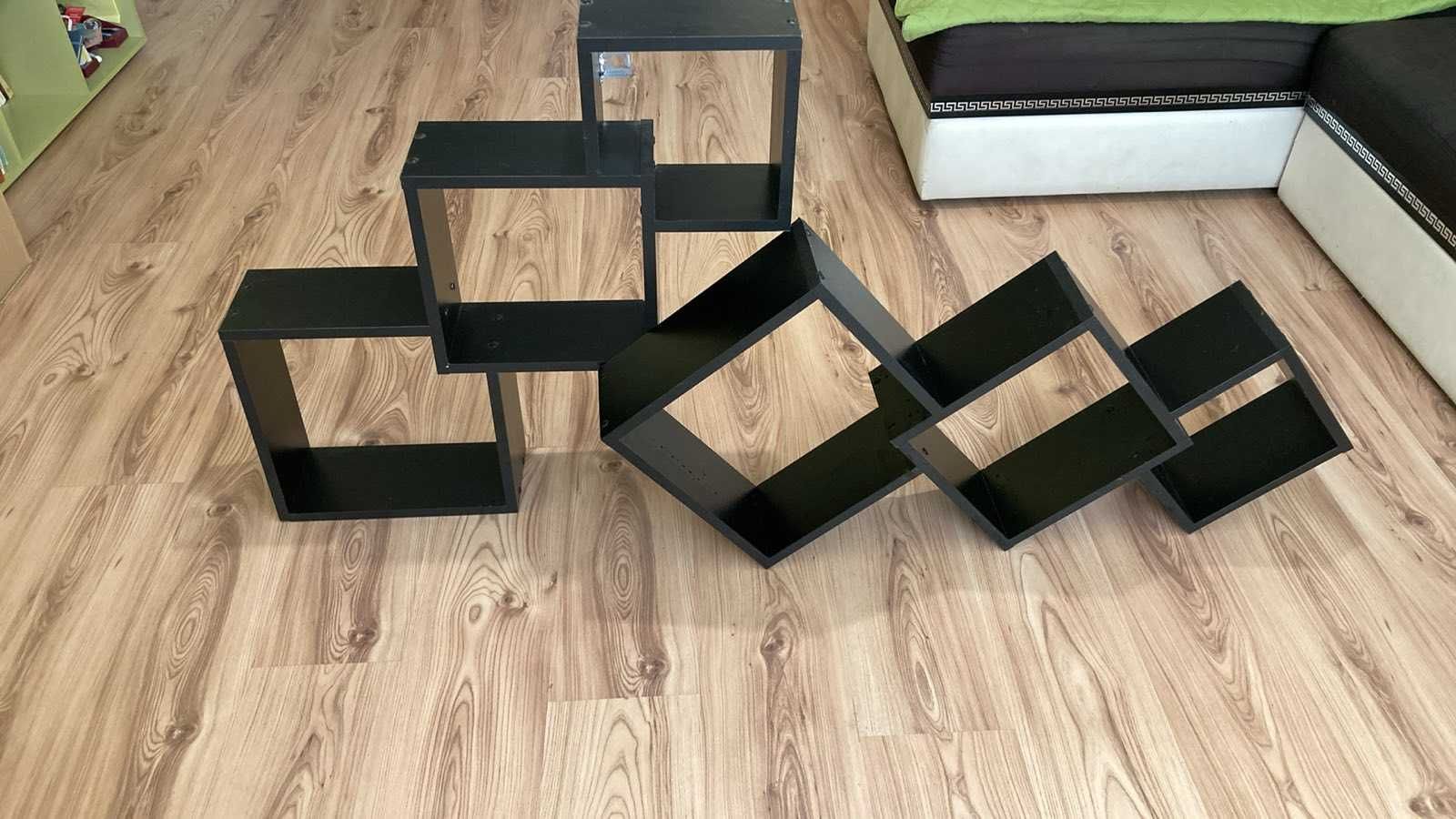 Продавам запазено обзавеждане  за детска стая