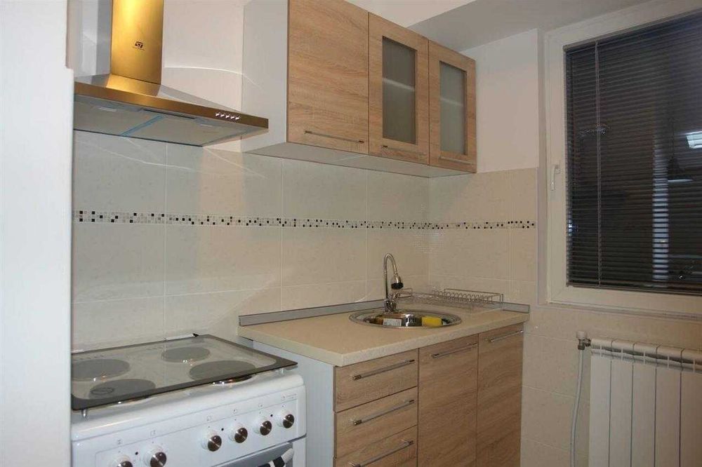 Продава се Тристаен апартамент в Бургас, Център - 96 кв.м за 1488 €/кв.м - Снимка #8