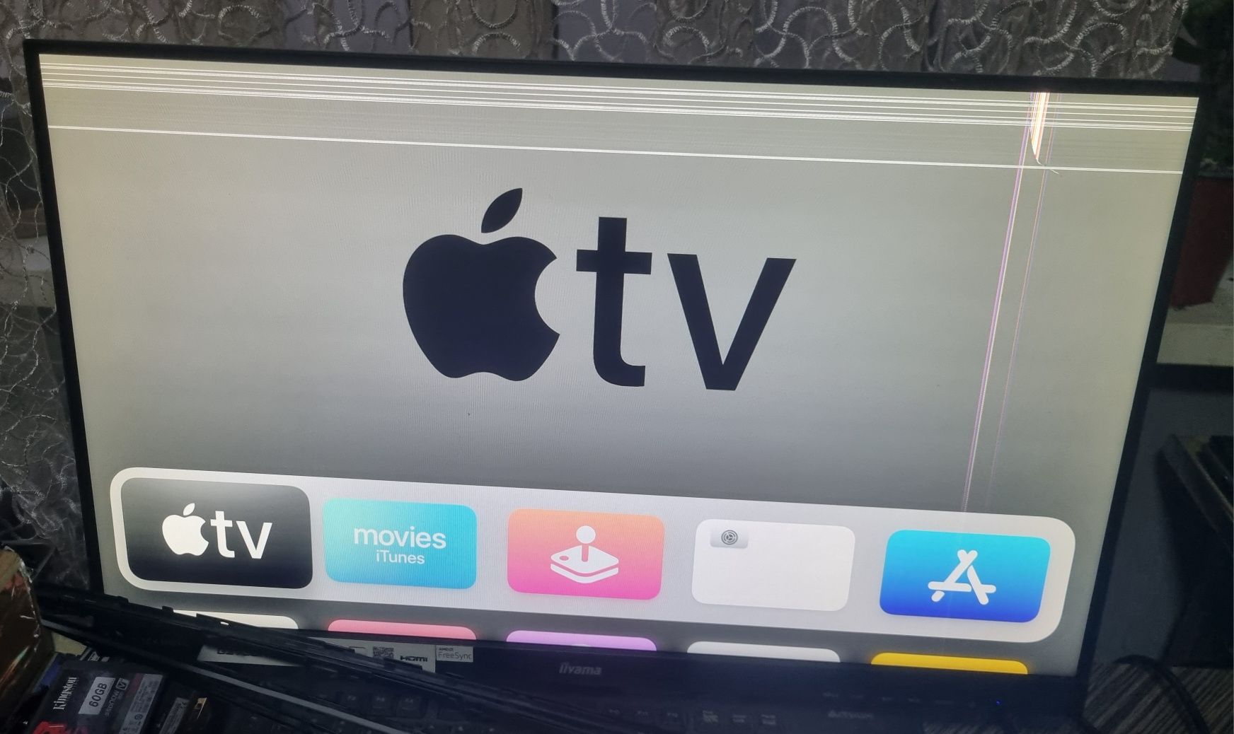 vand Apple TV Generatia 4 32 GB  Media Streamer.
Apple TV gene