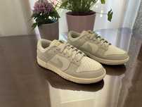Nike dunk light bone 44