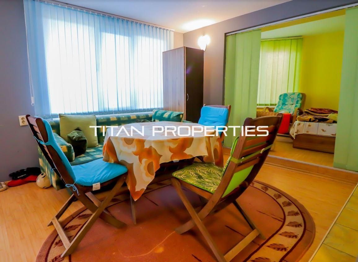 Дава се под наем Етаж от къща в Варна, Център - 30 кв.м за 250 € - Снимка #5