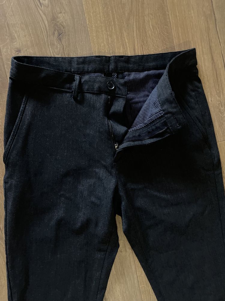 Pantaloni de bărbați ZARA