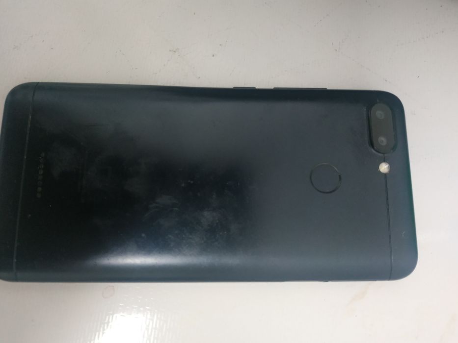 Телефон Редми  в хорошем сост срочно торг