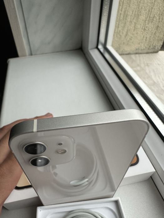 IPhone 12 64 GB White