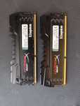 Vând kit 2x4 GB DDR3 gaming