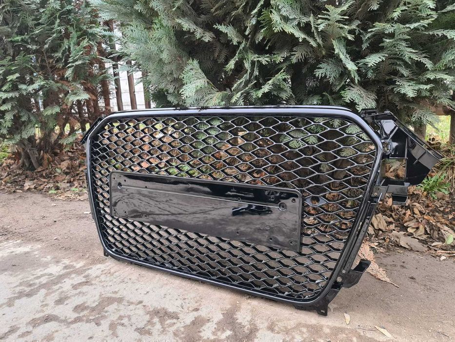 Grila Centrala Audi A4 B8 Facelift (2012-2015) RS Design Negru Lucios