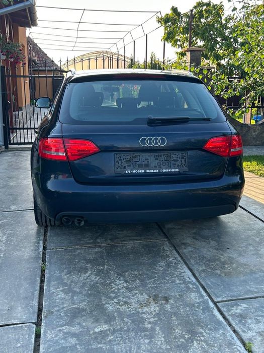 Audi a 4 B8 2.0 143 cp