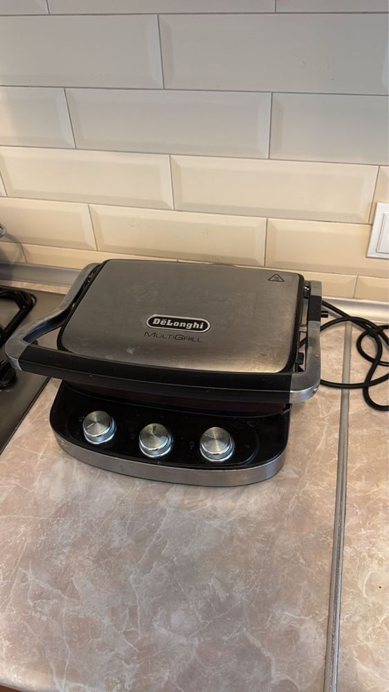 Продам мультигриль DeLonghi