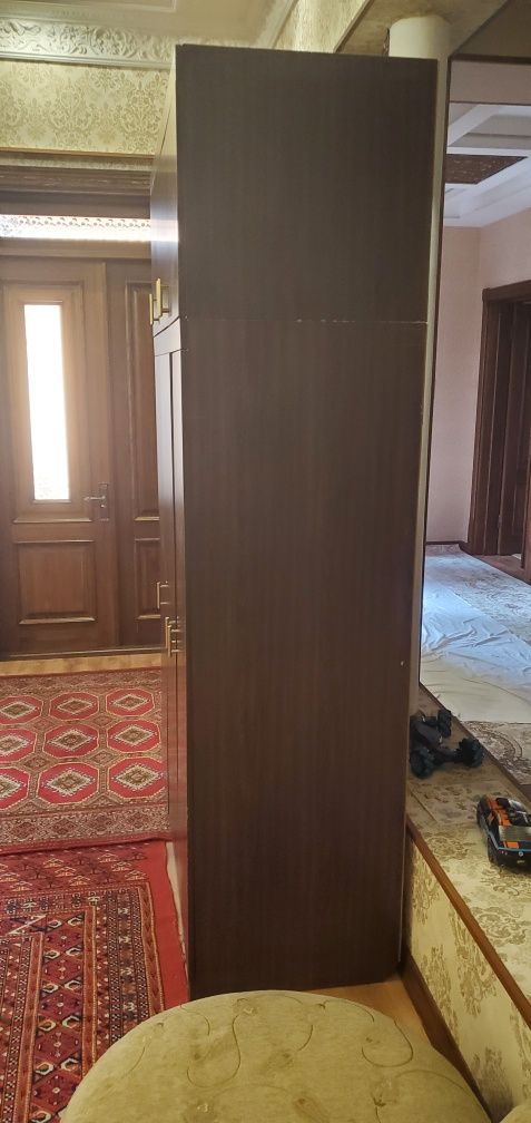 Продаётся Гардеробный Шкаф с Антресолями