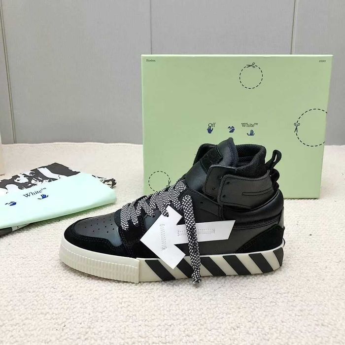 Off White Vulcanized