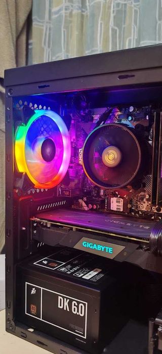 Продавам Гейм РС Ryzen 5 5500/16Gb/512Gb SSD+1TB HDD/ 1660 Super/Гаран